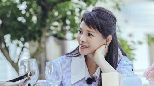 《乘风破浪的姐姐》伊能静八个精彩瞬间,50多岁的颜值