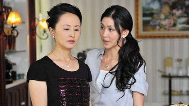 回家的诱惑:品如变美了,洪世贤心急火燎抱大腿,品如瞧都不瞧