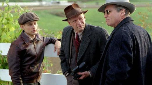 7分钟看完电影《奔腾年代》