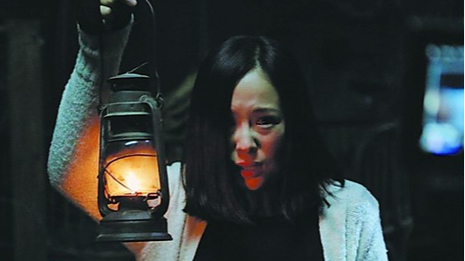 笔仙3:美女深夜在小树林寻找同伴,一转身,一个傻子出现在身后