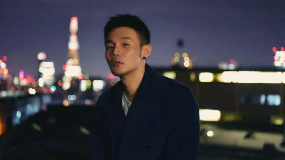 李荣浩倾情演唱《年少有为》动听旋律引全场大合唱