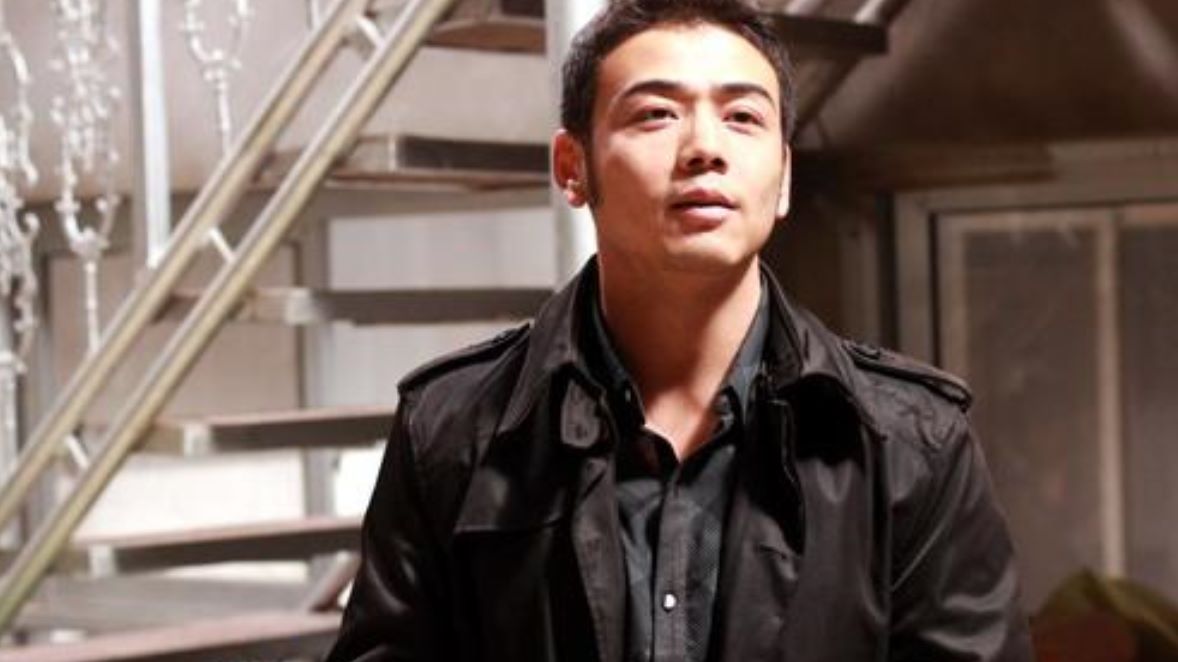 杨烁在《生死线》的演技震撼到我了,能高冷还能搞笑也是没谁了10个