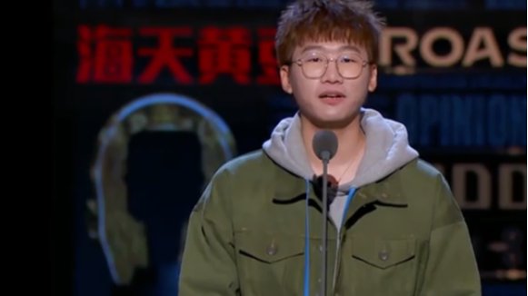 宁王吐槽大会吐槽pdd卖队员,观众都笑裂开了