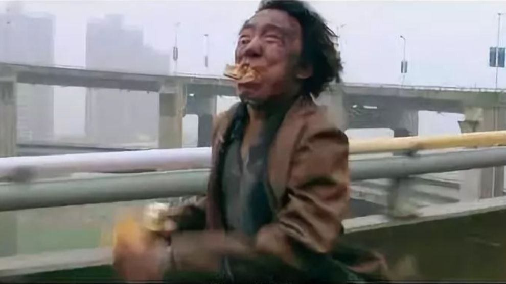 黄渤在电影《疯狂的石头》中的演技无愧影帝称号,看几遍笑几遍