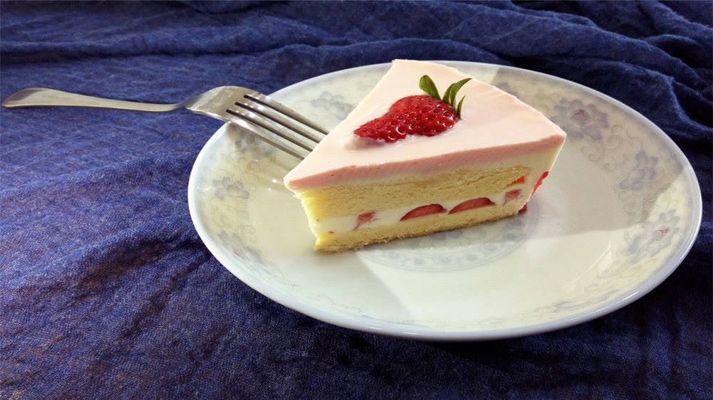 草莓慕斯蛋糕怎么做