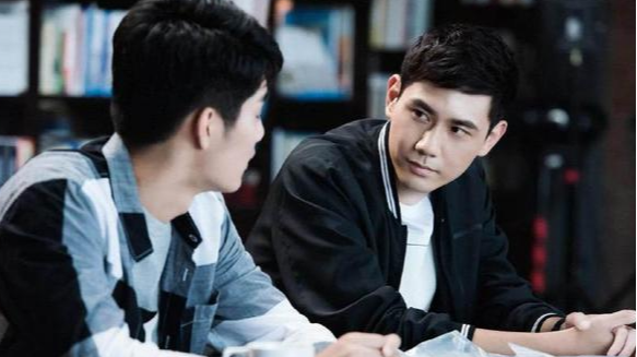 72018年《骨语》:一个由挑剔组长尚桀,专注专业的女法医夏萤,万金油