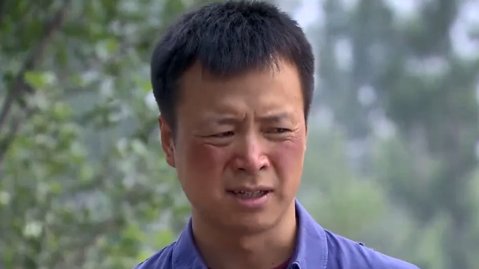 因为有人性的黑暗,所以他才珍惜这难能可贵的美好《傻春》片段!