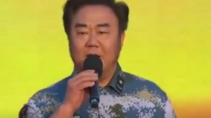 歌手霍勇演唱《当那一天来临》嘹亮歌声还是那么好听,果断收藏