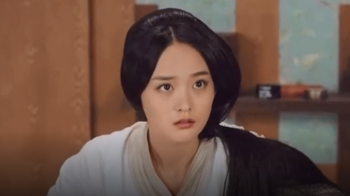 《凤弈》中饰演"傅贵妃"  00:35  来源:好看视频-凤弈:傅贵妃和严大人