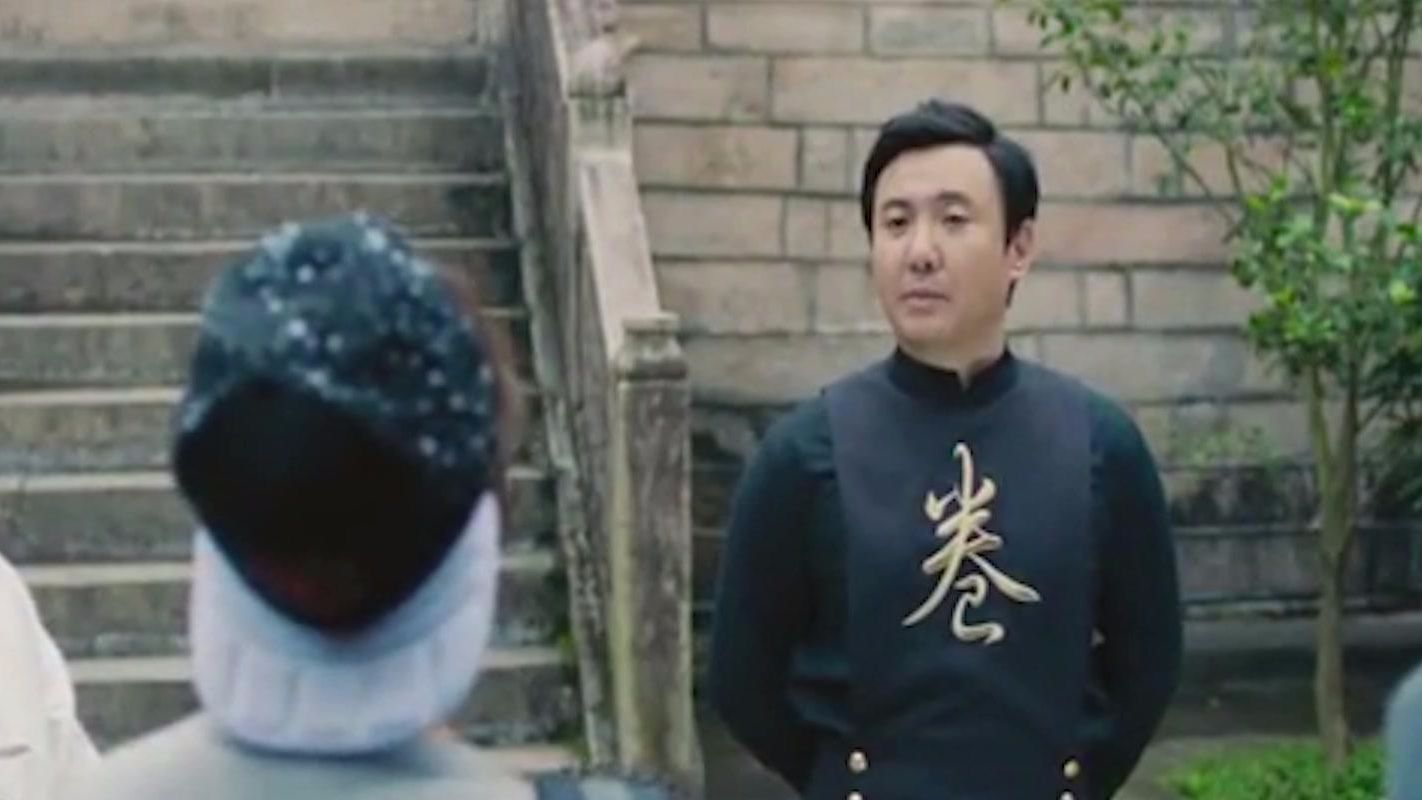 羞羞的铁拳:拳王不愧是拳王,去女友家发现有其他人,直接扔楼下