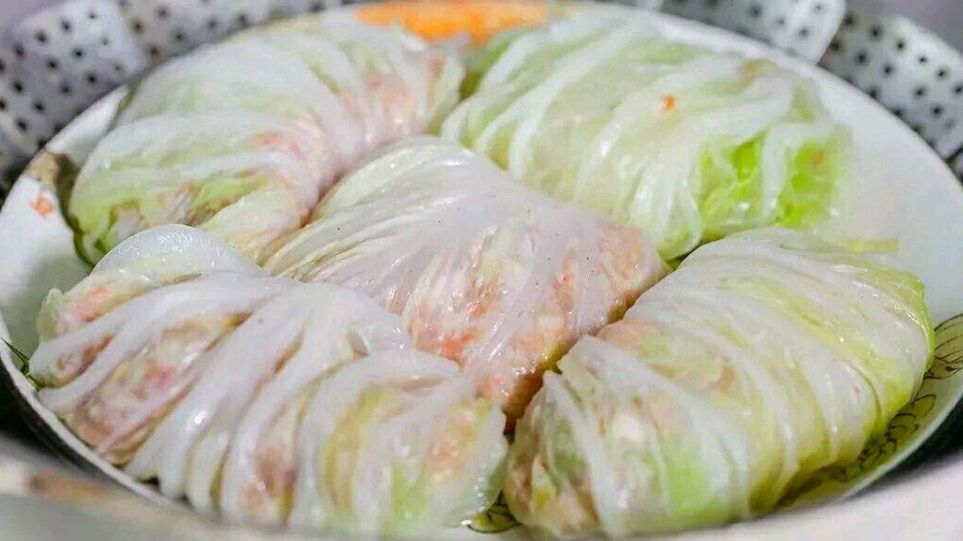 怎样做出美味的白菜肉卷5个视频