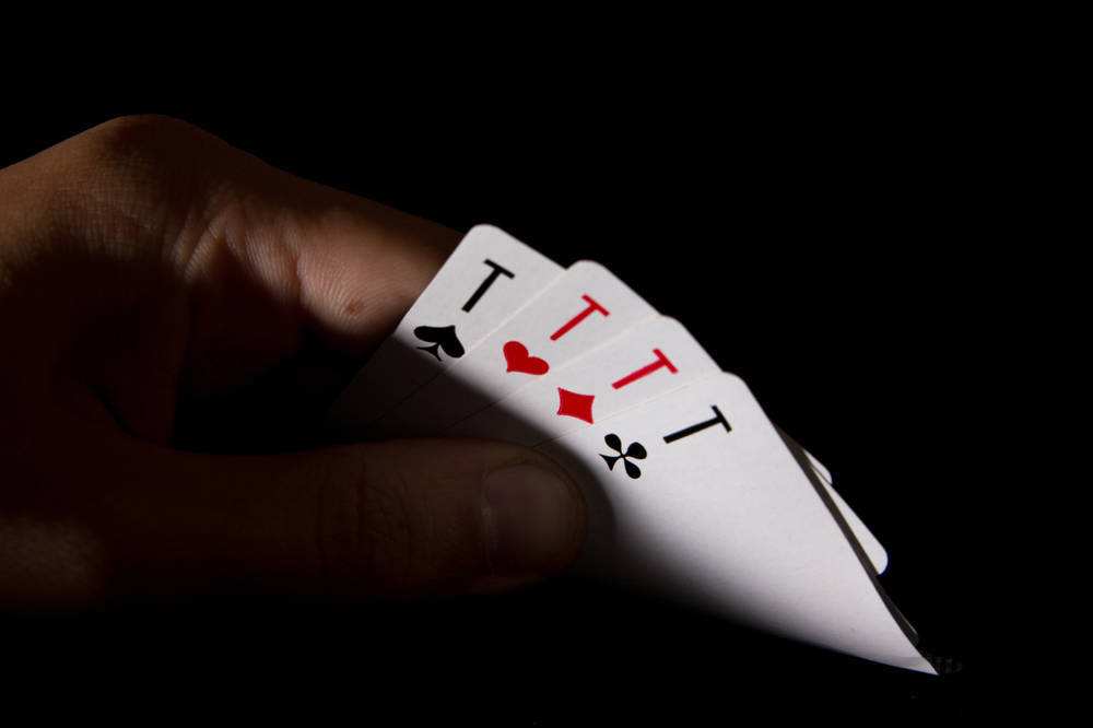 纸牌游戏《扑克牌斗牛》精彩视频合集