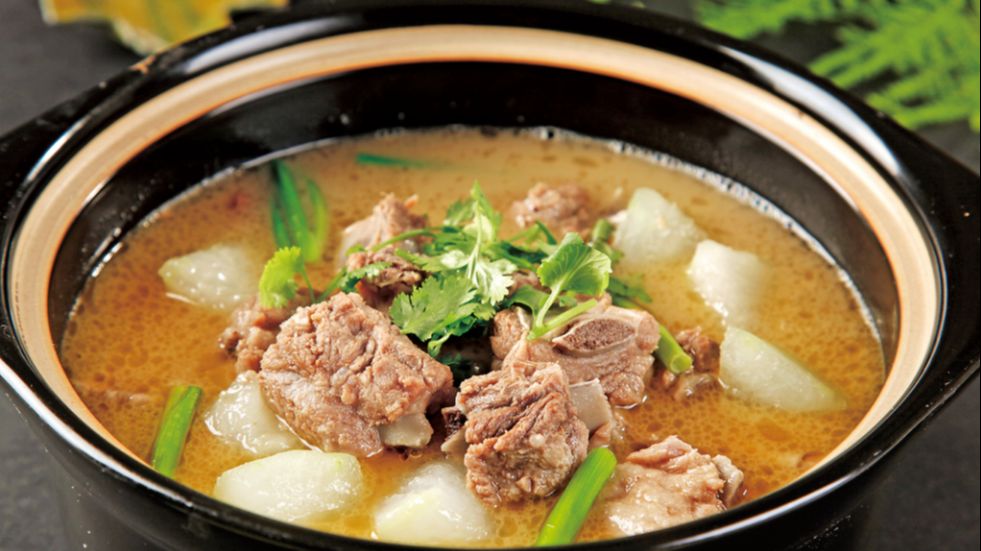 冬瓜烧排骨的家常做法,肉质鲜美口感极佳,想吃的进来学习吧