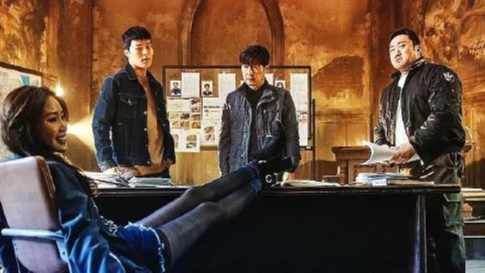 金相中,金亚中,张基龙主演的犯罪动作电影,于2019年9月11日在韩国上映