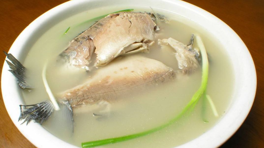 清炖鲫鱼汤怎么做?