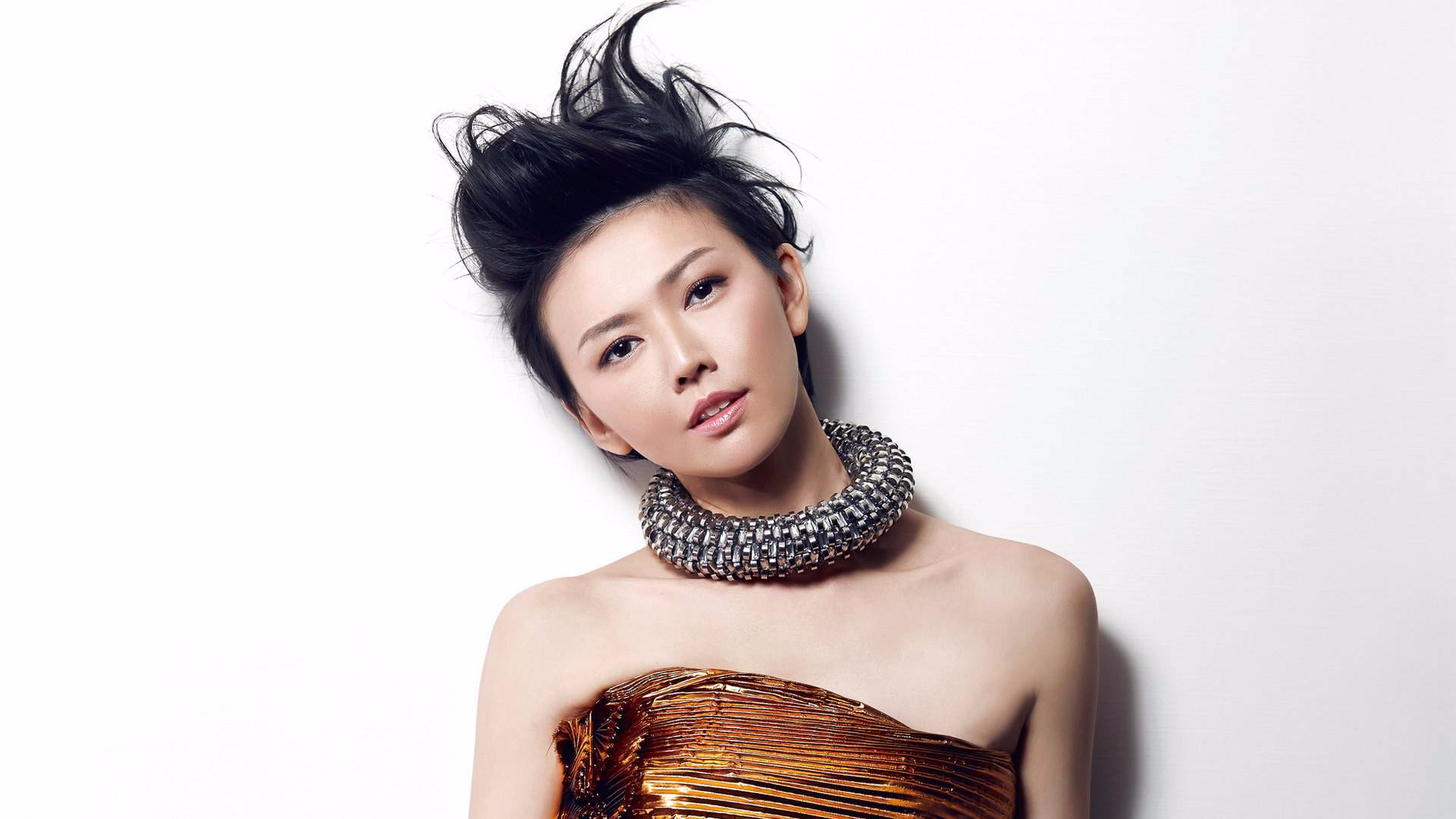 孙燕姿深情演唱《开始懂了》,经典旋律一开口就能让人跟着哼唱!