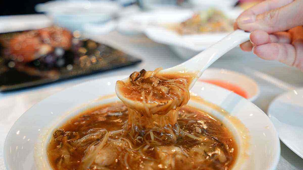 苍蝇馆子里藏着广州最美味的碗仔翅!香港老字号,鱼翅花胶超养颜