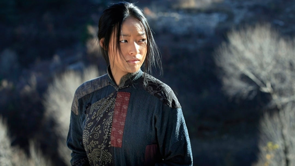 四分钟看完电影《喊山》10岁小女孩被拐到山村的悲惨经历