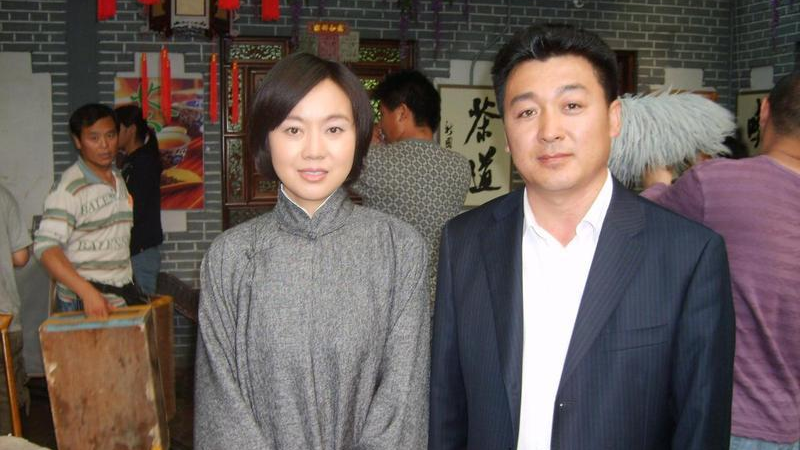 北风那个吹:牛鲜花给相亲对象敬酒,一杯接一杯的小伙都看呆了