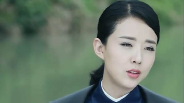 浪花淘尽:曾思佳坦言自己喜欢覃天