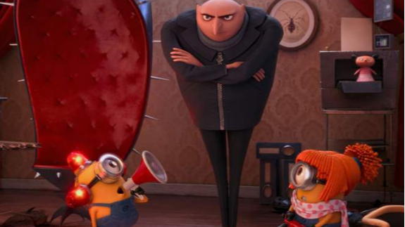 搞笑解说《神偷奶爸1》,格鲁缺钱偷月亮,小黄人出钱造火箭!