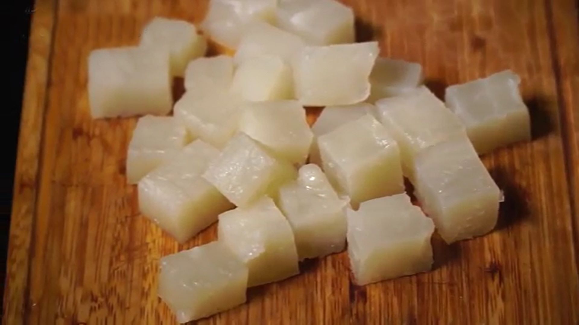 最详细的东北焖子的做法——附炒焖子吃法