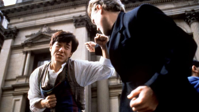 一口气看完成龙10部经典电影,看后就一个字"过瘾"!