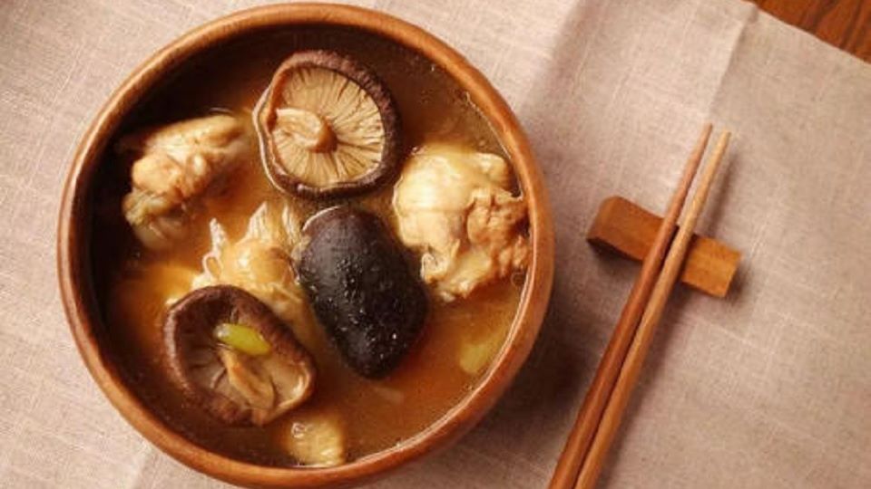 鸡肉炖蘑菇怎么做好吃