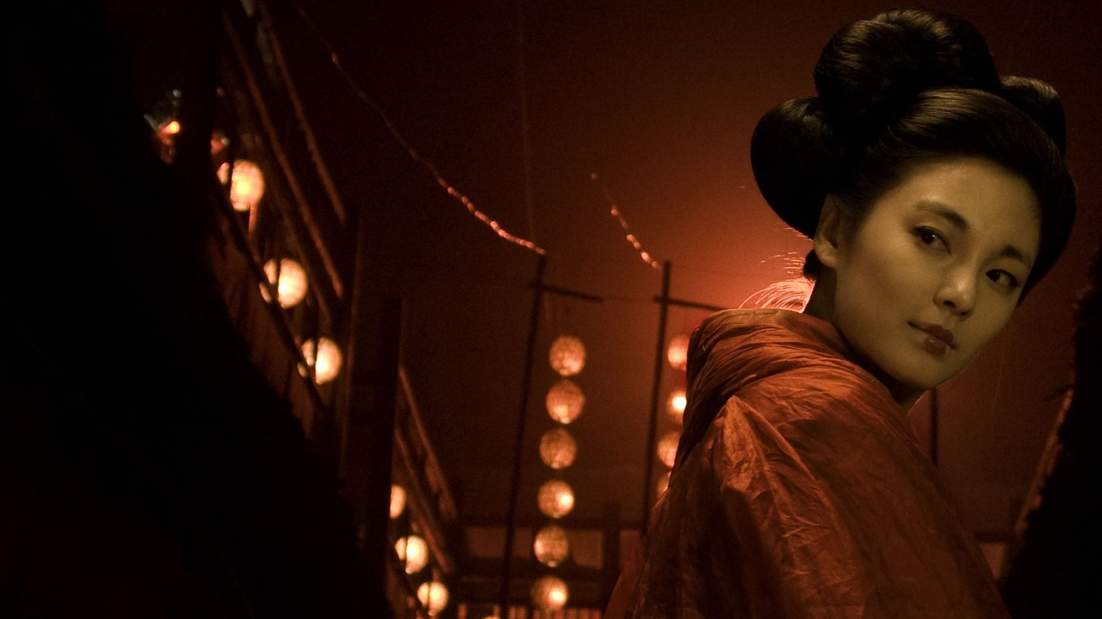 刀见笑张雨绮古装惊喜,一身红衣舞动身躯,妖娆迷人