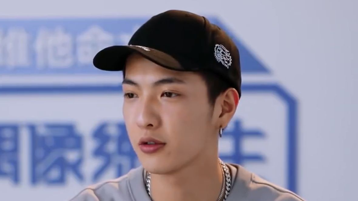 偶像练习生罗正