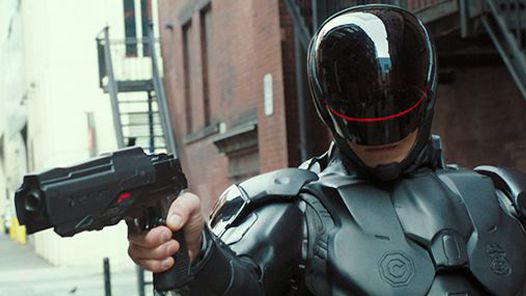 机械战警:男警官被改造成机械战警,测试性能时横扫一群机器人!