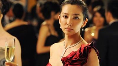 枪王之王:李冰冰不淡定了,看到自己的账户金额数目眼睛都直了!