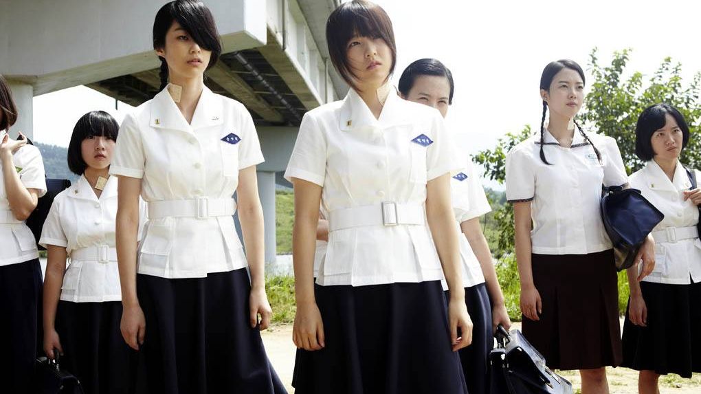 五分钟看完韩国校园喜剧电影《热血青春》,看后我笑得停不下来