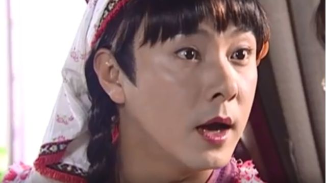 《小鱼儿与花无缺》:小鱼儿乔装婢女「小喇叭」,被慕容仙揭穿!