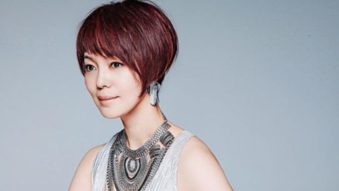 04:34  来源:好看视频-爱的创可贴:徐颖婚姻失败,连妈都不认了,钟接