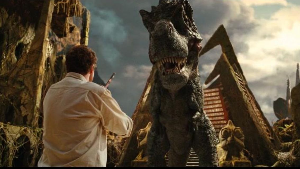 恐龙袭击人类的电影图片