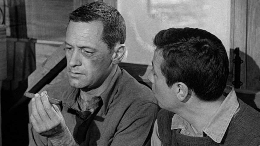 31959年《粉红色潜艇》:囚犯厨师,美女军医,大肚皮婆娘展技美军潜艇