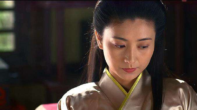 《芈月传》芈月很聪明,她在套樊少使的话