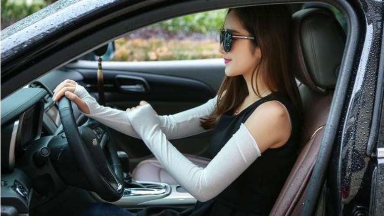 这是我见过驾校最奇葩的学员,一上车就狠踩油门,把教练都吓懵了