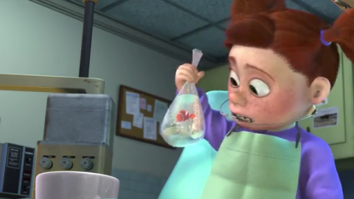 海底总动员:尼莫误打误撞的离开了鱼缸,成功回到了大海里!