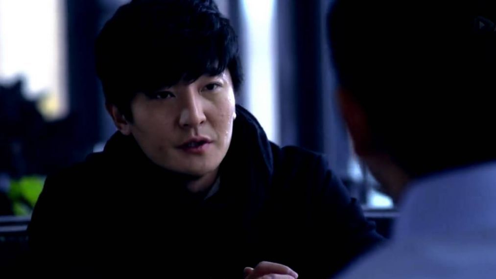 暗黑者:罗飞看着眼前的人,说他为父伤心,那真的是一点都不信