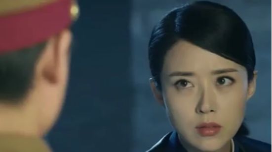 浪花淘尽:惊险!覃天潜入谍报室发报险被曾思佳发现