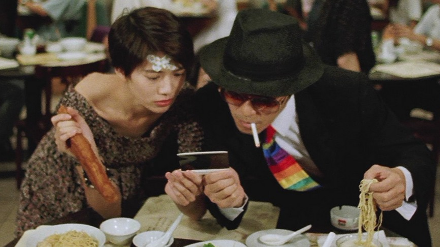 《国产凌凌漆》讲述女卧底和特工的爆笑生活