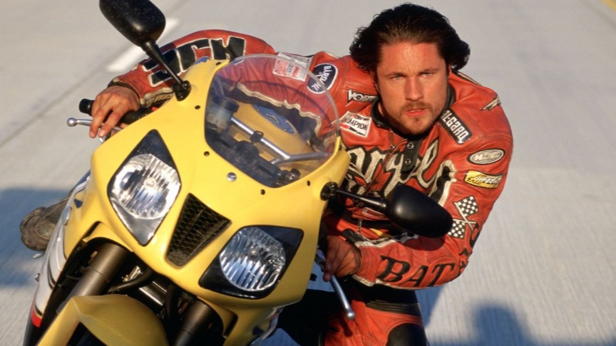 近三十年7部经典的摩托车电影,速度的较量,看了心跳加速!