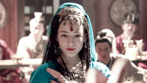 风中奇缘:这个时候的热巴脸好瘦啊!