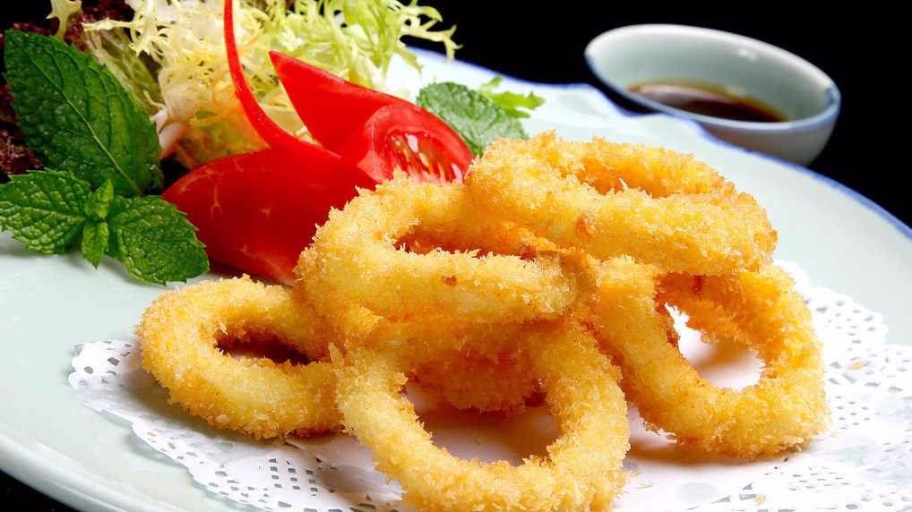 炸鱿鱼圈的做法