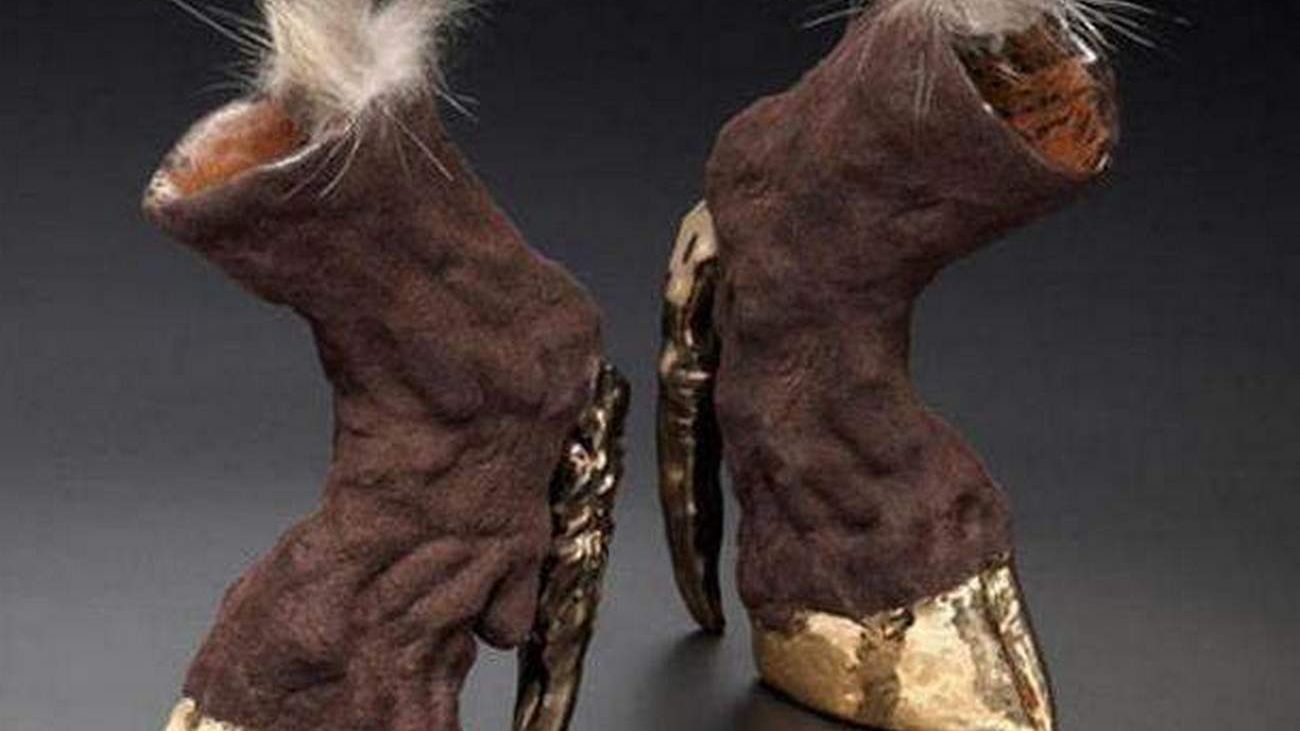 世界上最奇葩的高跟鞋!怕是嘎嘎都难hold住!