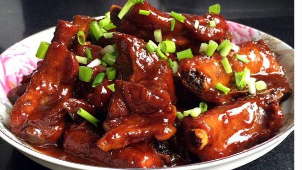 1这才是排骨正确的做法,好吃又下饭,很多人都还没见过的做法  01:40