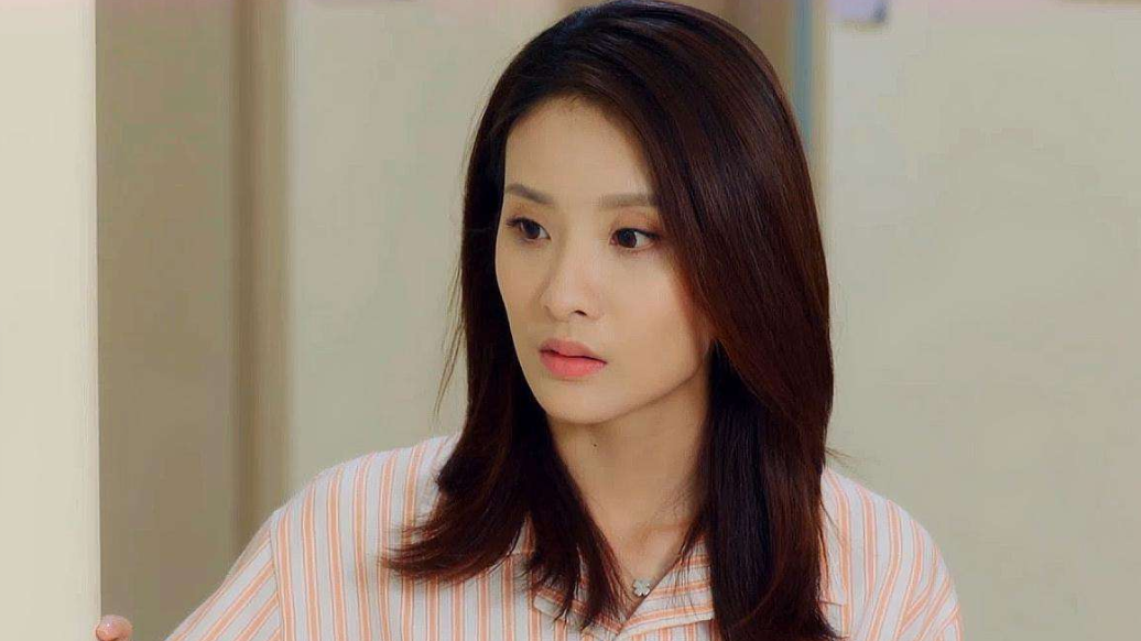 00:55  来源:好看视频-国民老公2:大明星程漾被绑着告白,乔安夏涨是